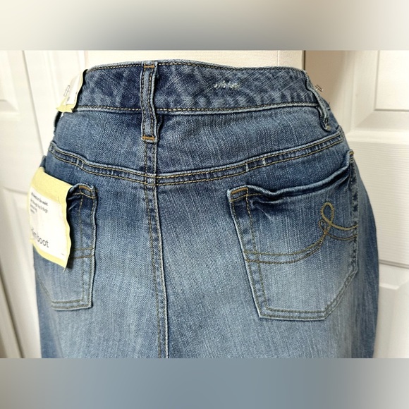 LOFT Low Rise Slim Boot Cut Denim Jeans Long Inseam Distressed Size 14 NWT - Picture 5 of 13